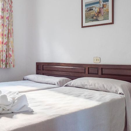Apartamentos Pinomar Es Caló de Sant Agustí Esterno foto
