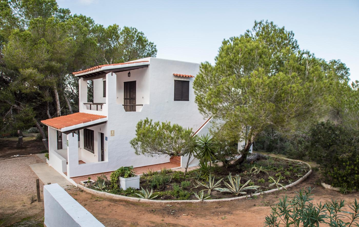 Apartamentos Pinomar Es Caló de Sant Agustí Esterno foto